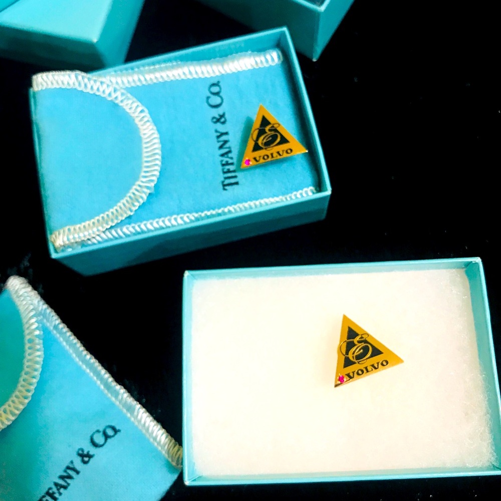 Tiffany & Co. rare Volvo pin gem tie tack- 4 left - Picture 3 of 9